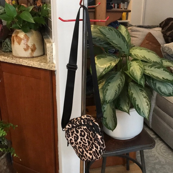 Leopard Print Crossbody Bag - Picture 2 of 12